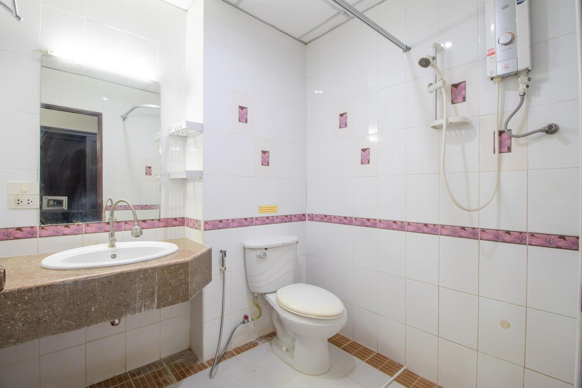 Budget Stars Hotel Chiang Mai Zewnętrze zdjęcie