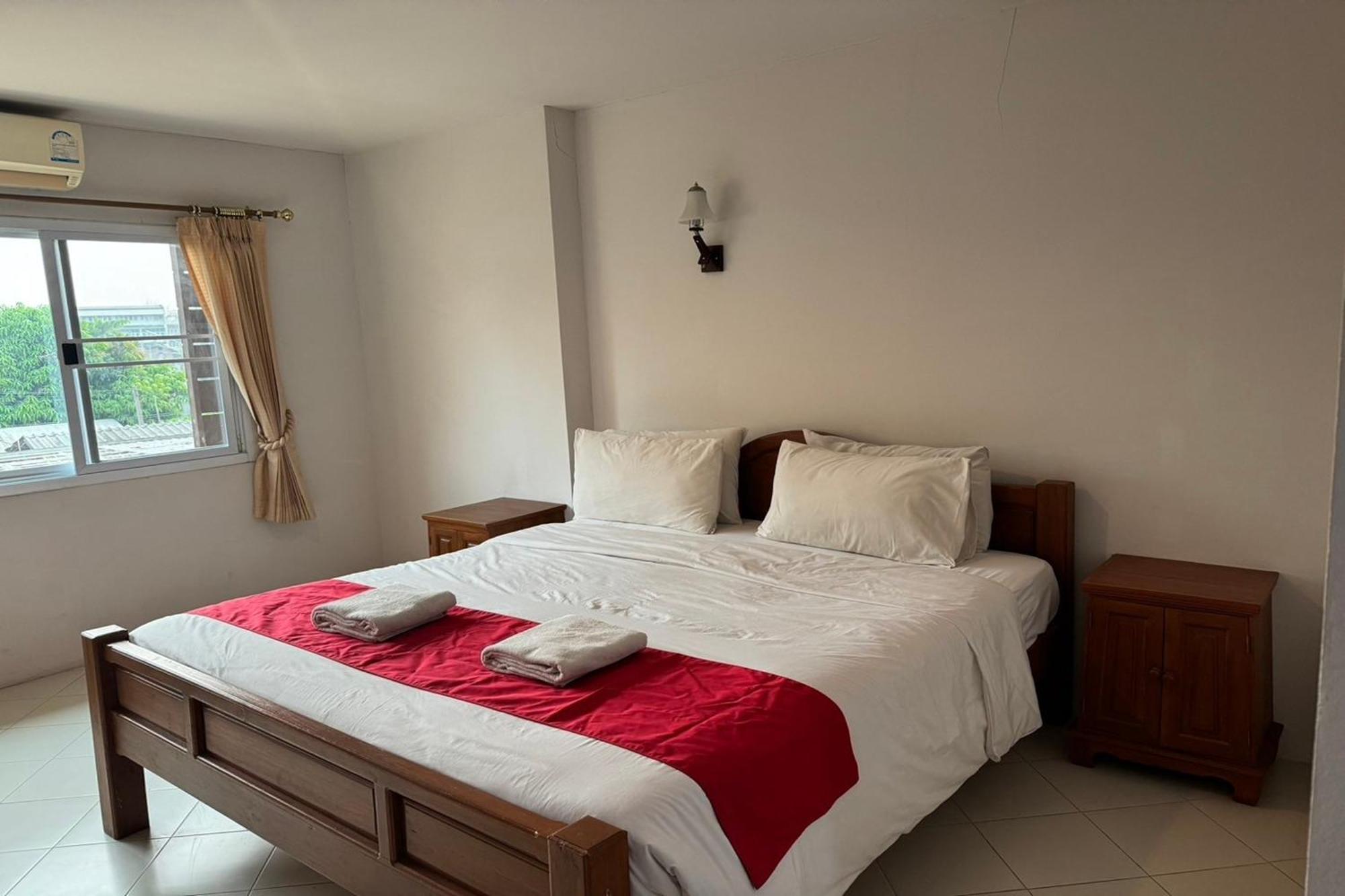 Budget Stars Hotel Chiang Mai Zewnętrze zdjęcie